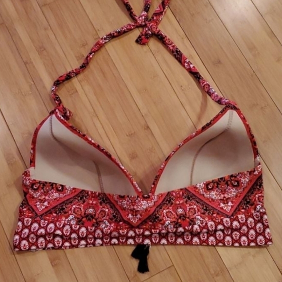🔶Cacique swim size 28 bikini top - Picture 2 of 7